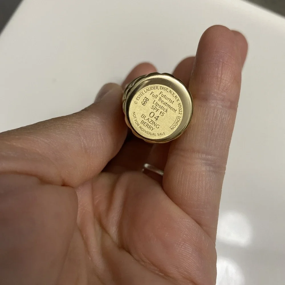 Estee Lauder Futurist Full Treatment Lipstick 04 Blazing Berry Smaller Gold Tube